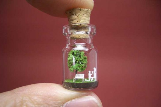 art, Tiny World in a Bottle, Izumi Akinobu, tiny art, paper art, tiny bottles, tiny environments, paper animals, paper art, tiny environments
